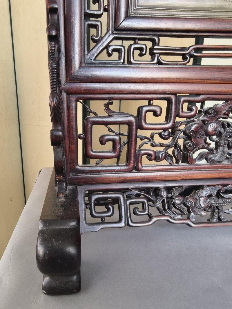 A fine carved Duan stone panel mounted as table screen - 图29