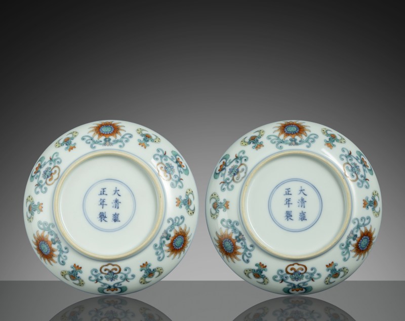 A pair of fine and rare imperial 'double lotus'' doucai' dishes - 图2