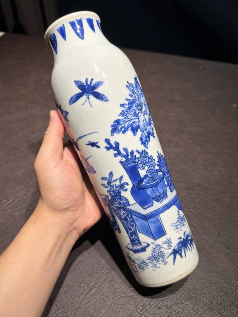 明崇祯 青花博古纹筒瓶 - 图9
