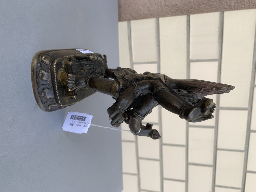 A bronze figure of Sadbhujamahakala - 图10