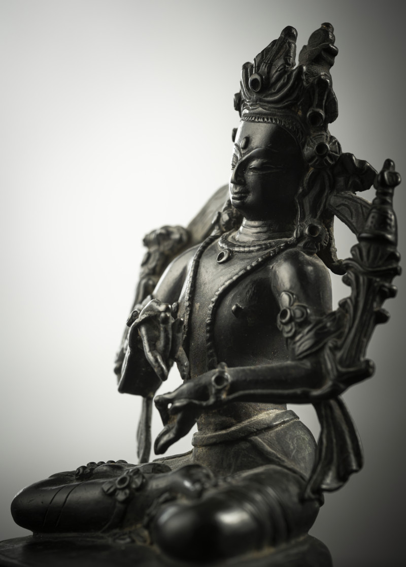 A BRONZE FIGURE OF VAJRASATTVA - 图4