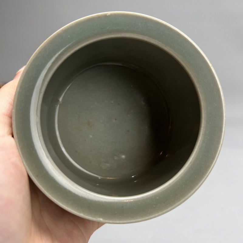 明代 龙泉窑青釉弦纹炉 - 图12