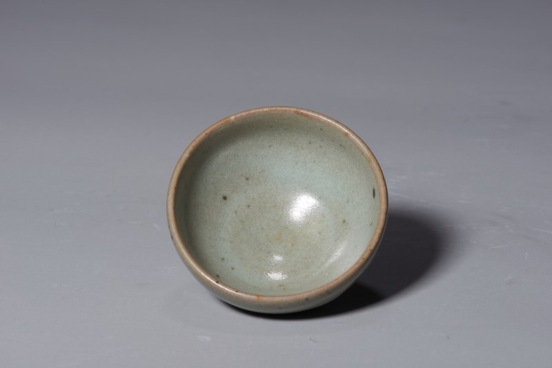 明代 钧窑青釉小杯 - 图5