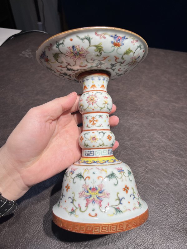 清乾隆 洋彩描金缠枝宝相花觚式供盘一对 - 图7