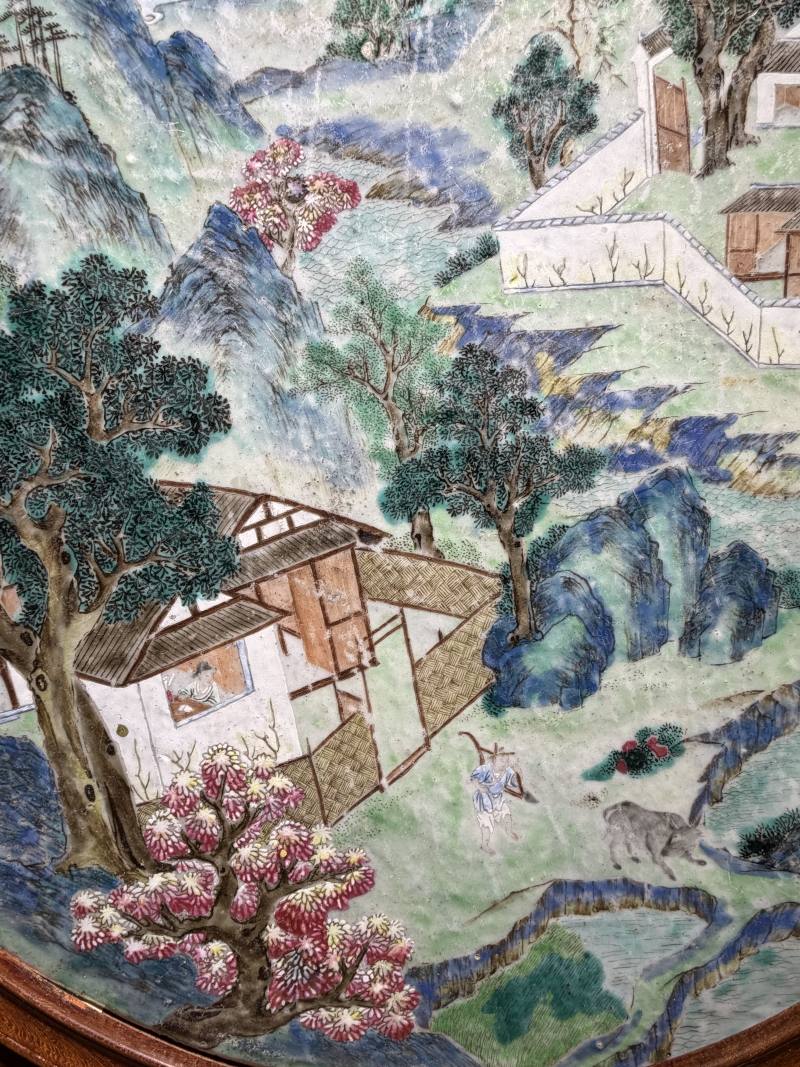 清乾隆 粉彩“渔樵耕读”图圆形瓷板 - 图8