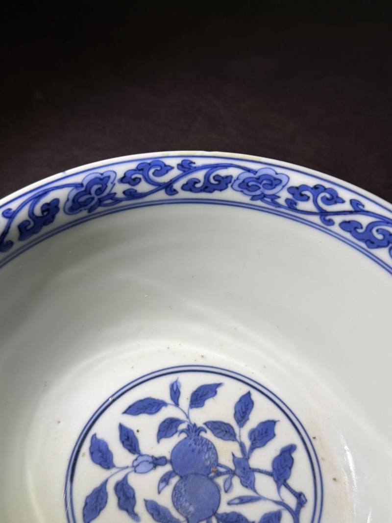 明嘉靖 青花莲托八宝纹碗（老木盒） - 图17