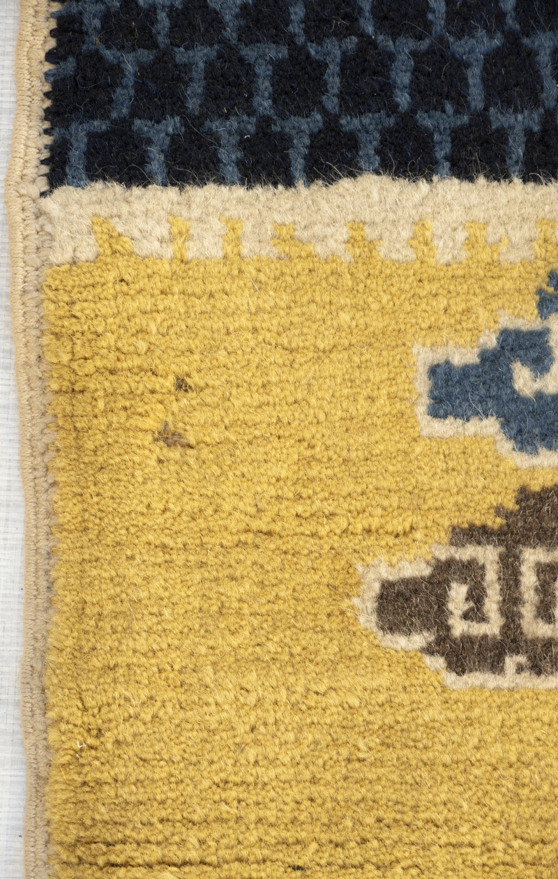 A pillar carpet - 图6
