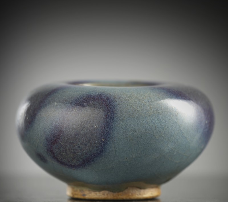 A small Jun-glazed brush washer with purple splashes - 图4