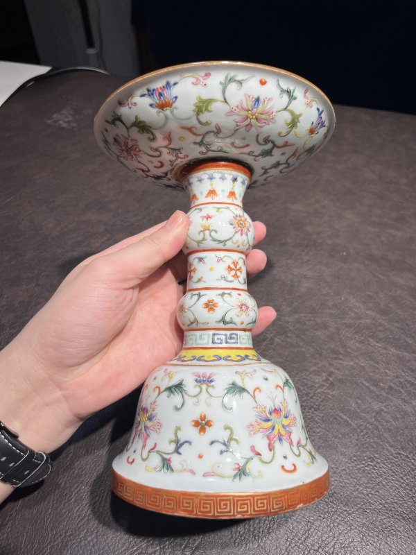 清乾隆 洋彩描金缠枝宝相花觚式供盘一对 - 图8