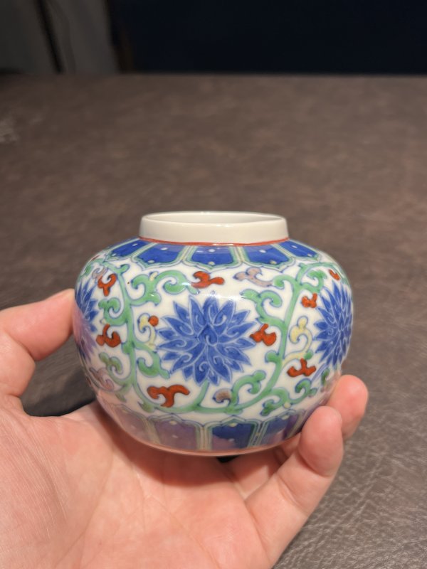 清康熙 斗彩缠枝莲纹小罐 - 图11
