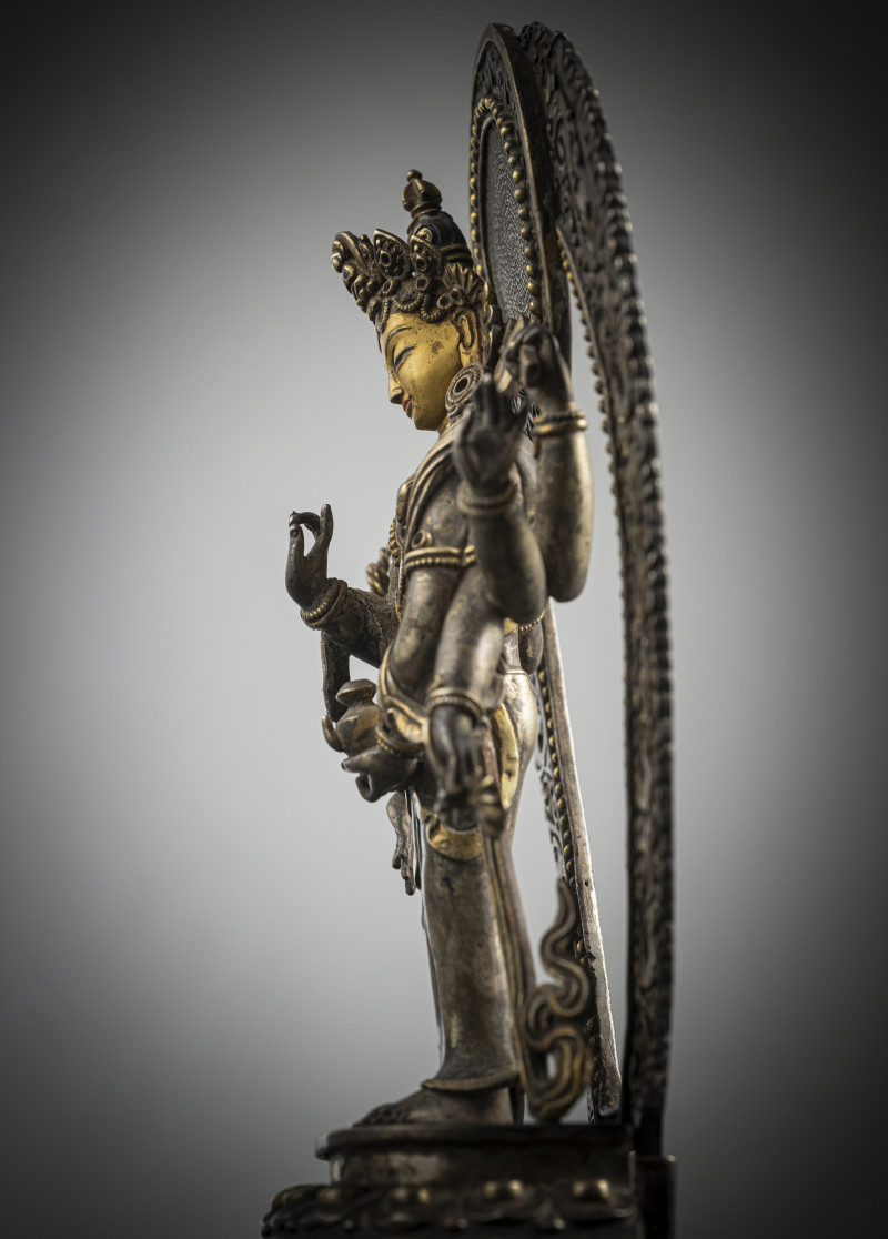 Partially fire-gilded silver figure of Amoghapasha - 图5