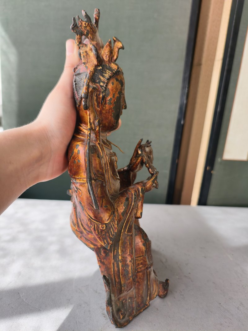 Bronze of Bixia with lacquer gilding depicted seated in a European posture - 图12