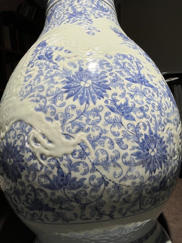 清雍正 青花锥拱穿花龙纹大尊 - 图11