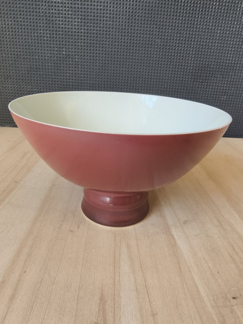 A copper red glazed porcelain 'Stemcup' - 图13