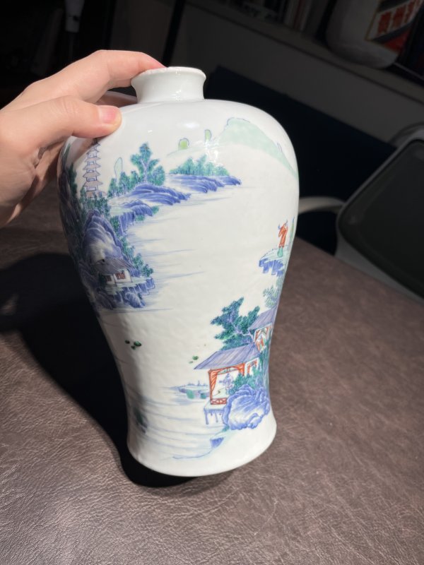 清雍正 安窑斗彩山水图梅瓶 - 图33