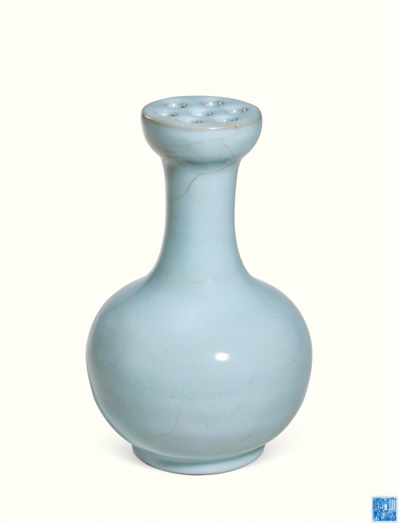 清乾隆 仿官釉莲蓬七孔花插