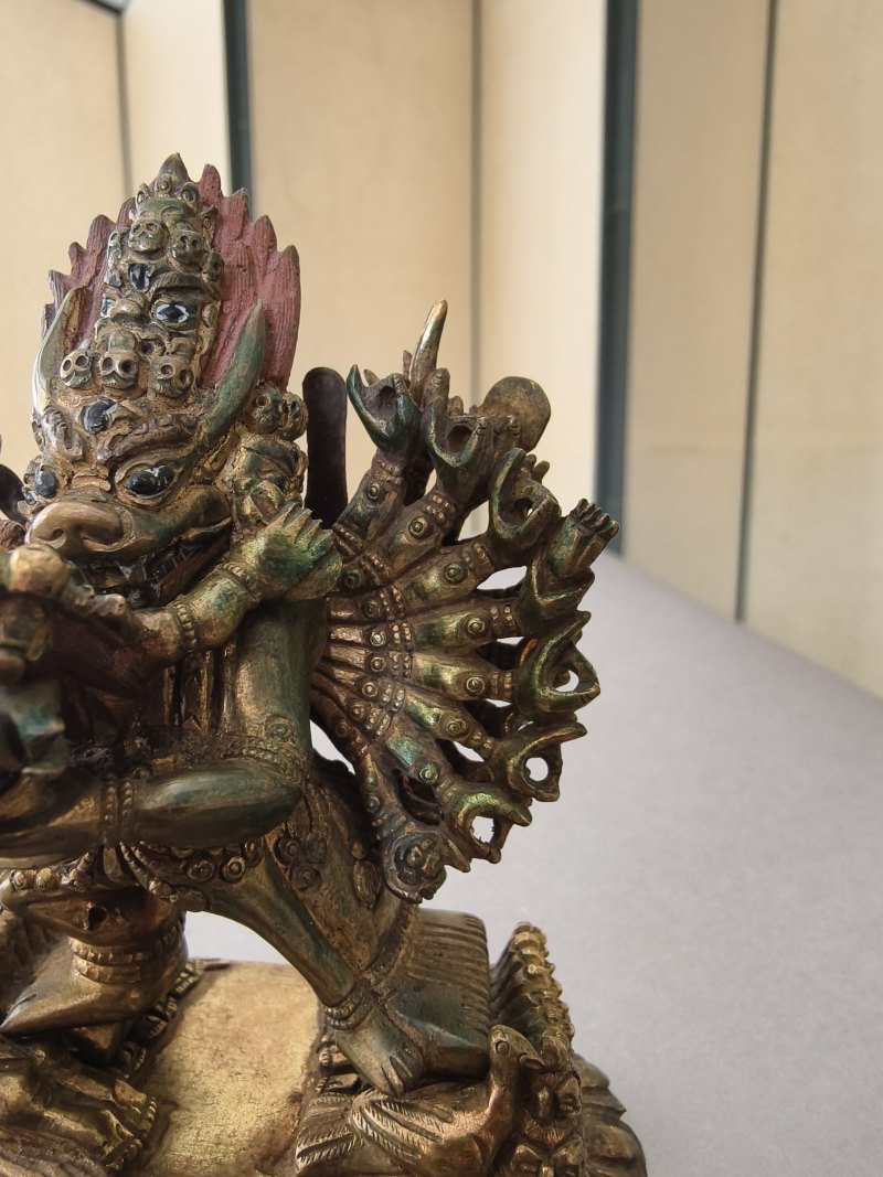 A GILT-BRONZE FIGURE OF VAJRABHAIRAVA - 图25