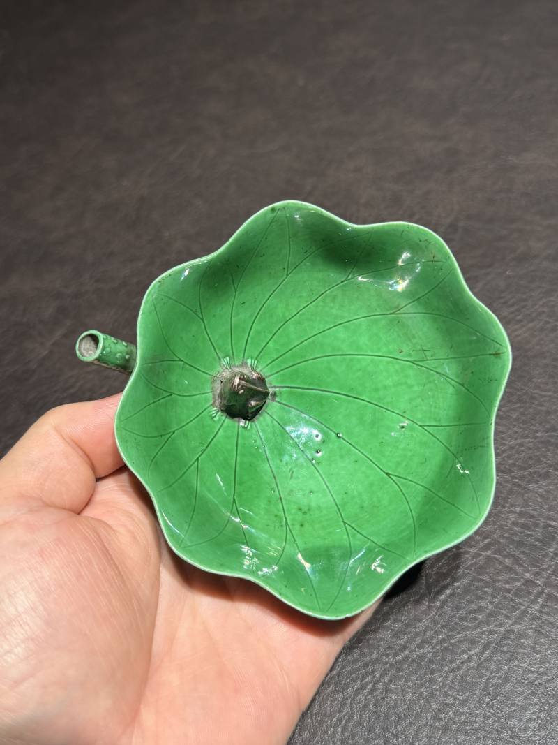 清康熙 绿釉荷叶秋操杯一对 - 图6