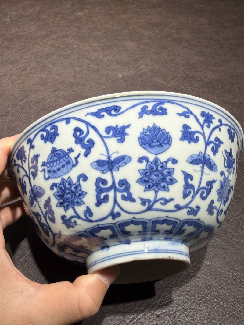 明嘉靖 青花莲托八宝纹碗（老木盒） - 图19