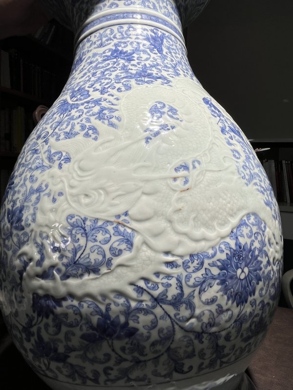 清雍正 青花锥拱穿花龙纹大尊 - 图12