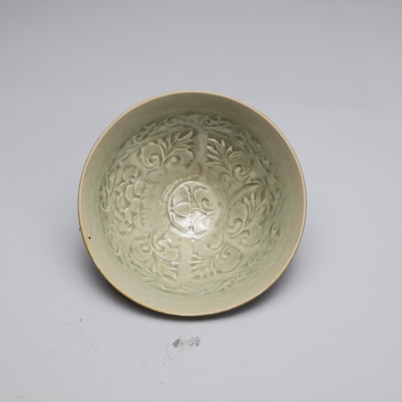明代 青釉印花碗 - 图7