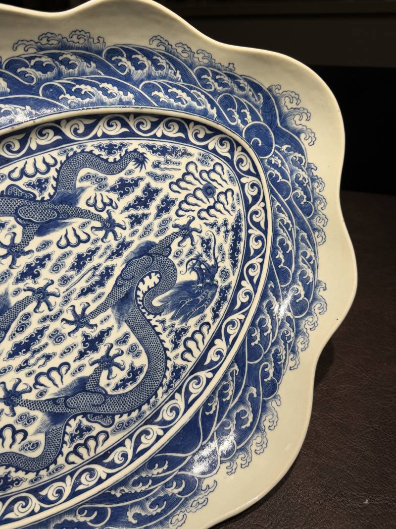 清光绪 青花海水龙纹大盘 - 图7
