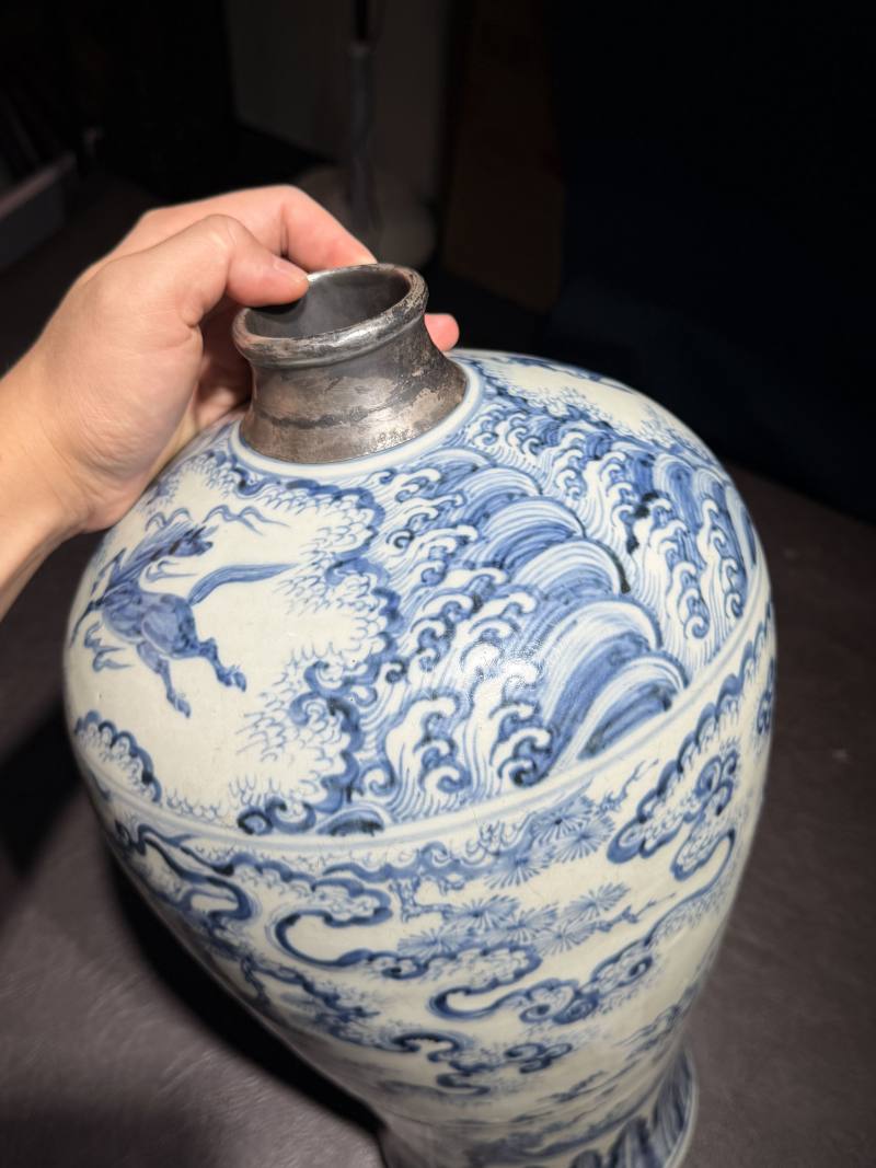 明空白期 青花携琴访友图梅瓶 - 图19