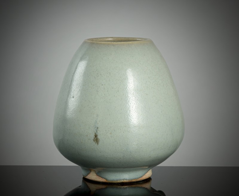 A lotus bud vase with Jun glaze - 图3