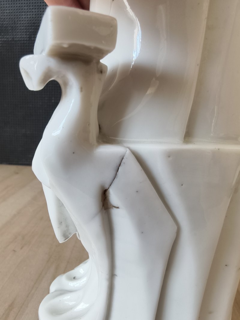 A dehua figure of a Guanyin and child - 图8