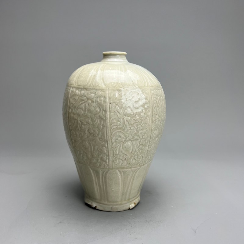 明代 青白釉剔花八方梅瓶 - 图11