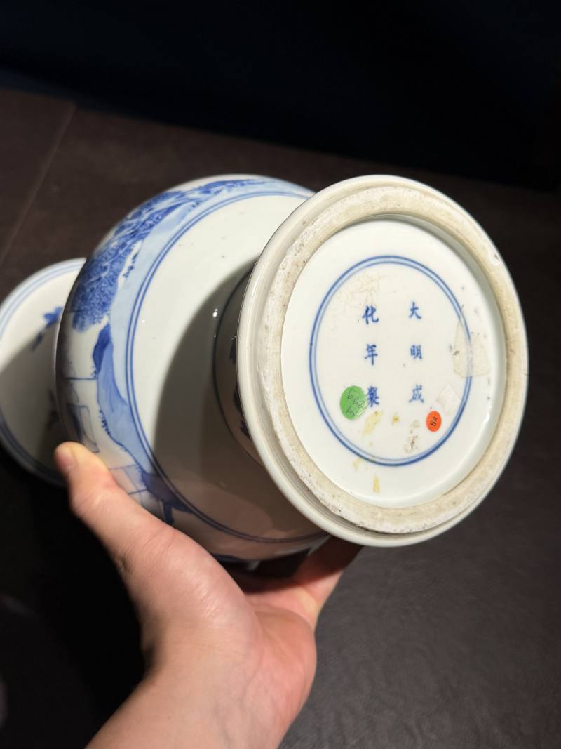 清康熙 青花庭院“杨柳荡千”图琵琶尊 - 图19
