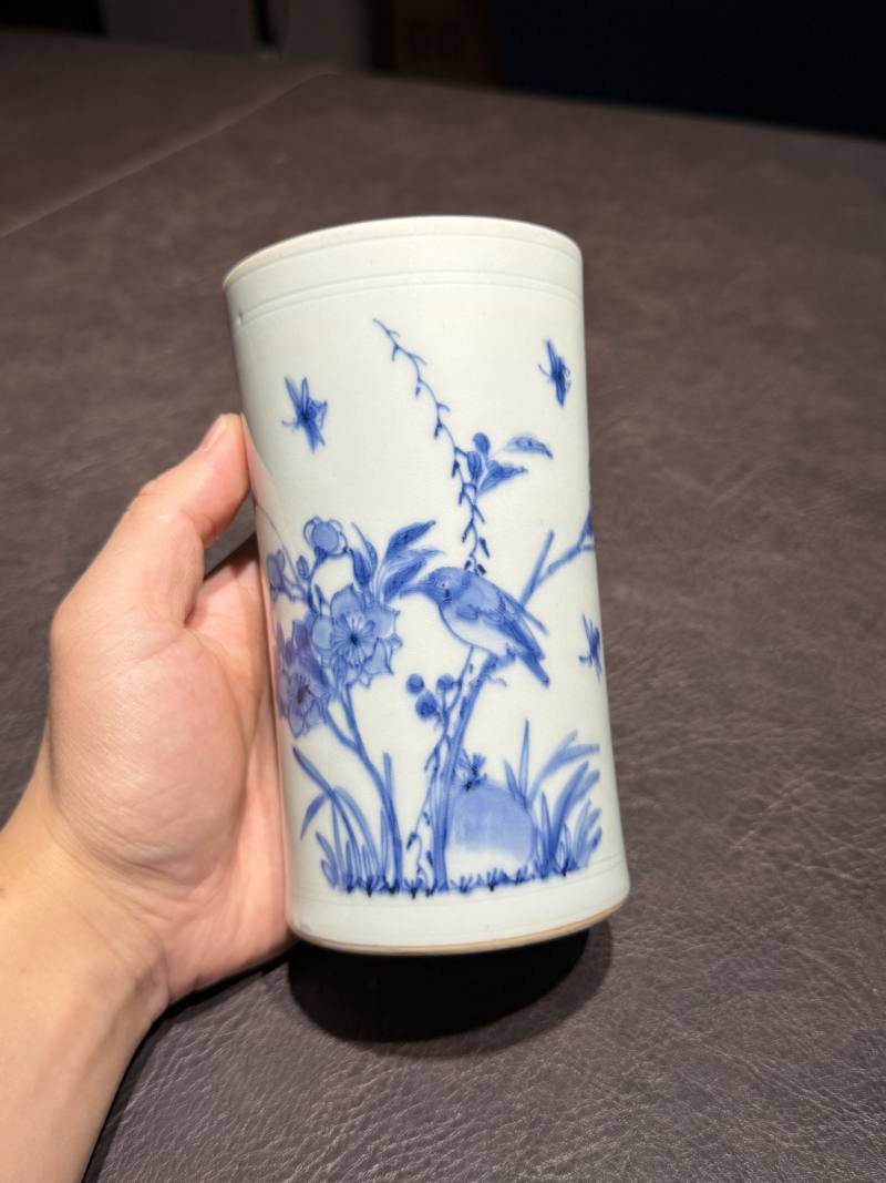 明崇祯 青花花鸟图笔筒 - 图3