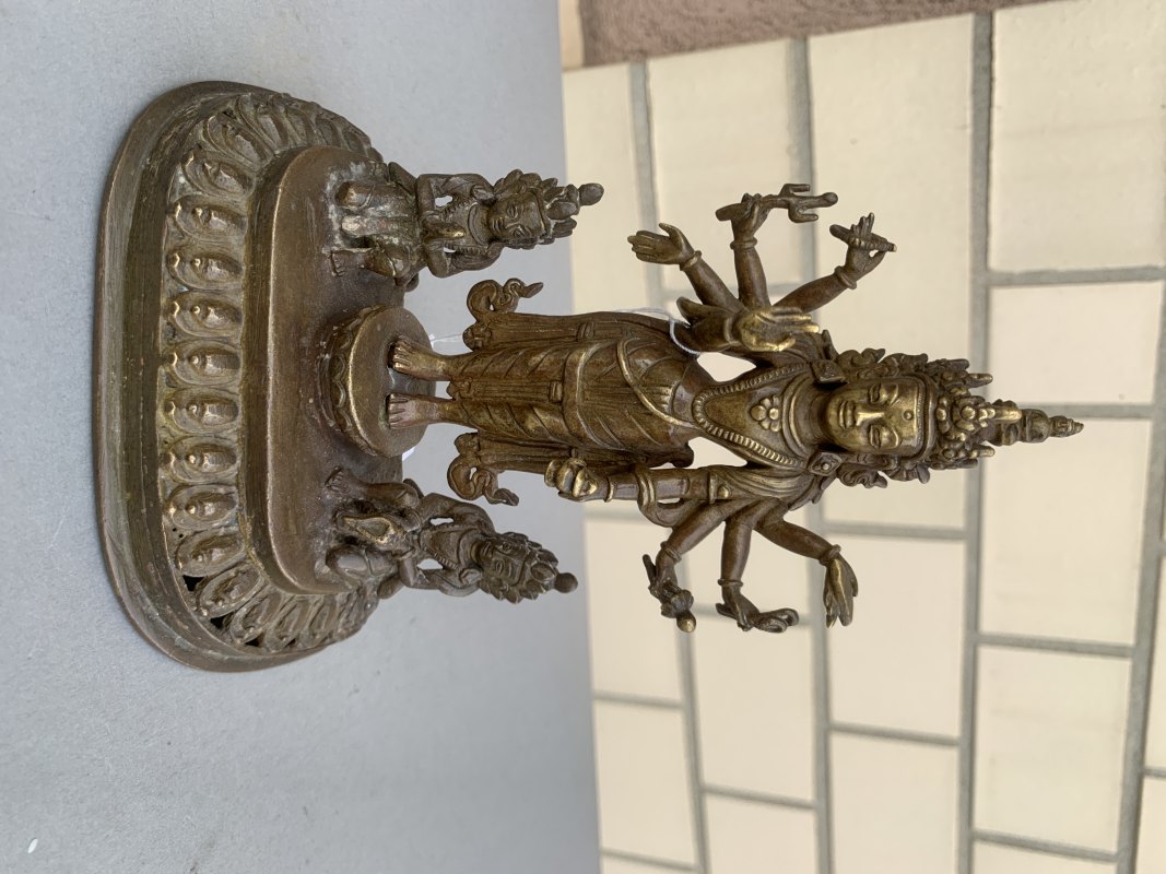 A BRONZE FIGURE OF AMOGHAPASHA - 图6