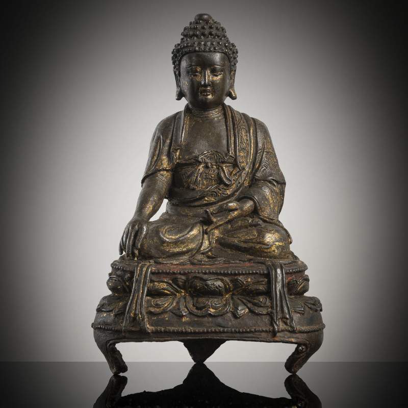 A bronze figure of Buddha Shakyamuni