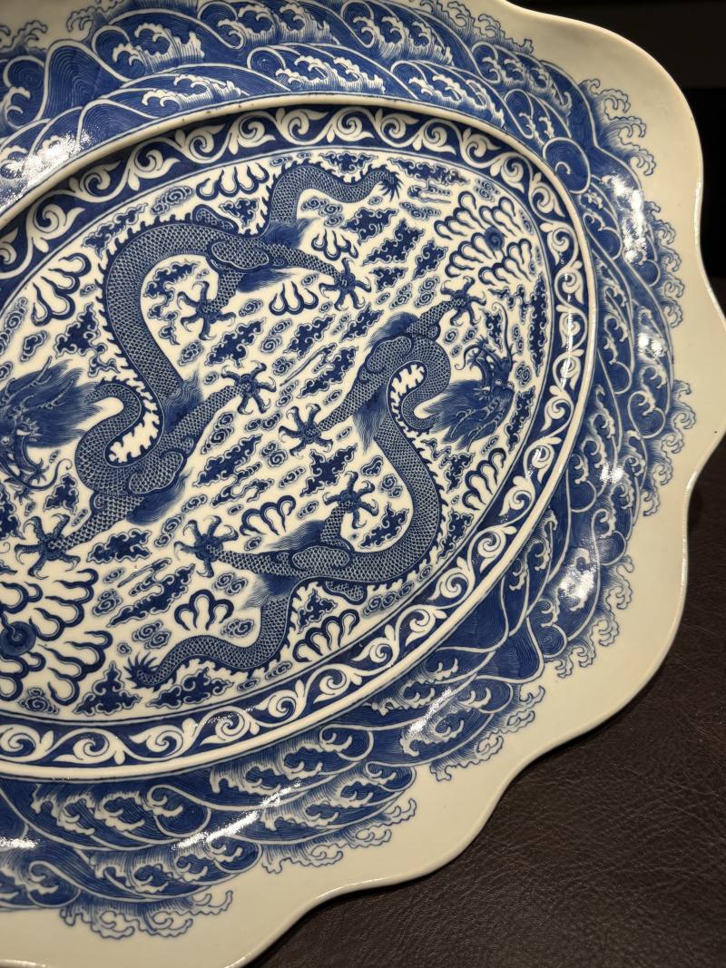 清光绪 青花海水龙纹大盘 - 图8