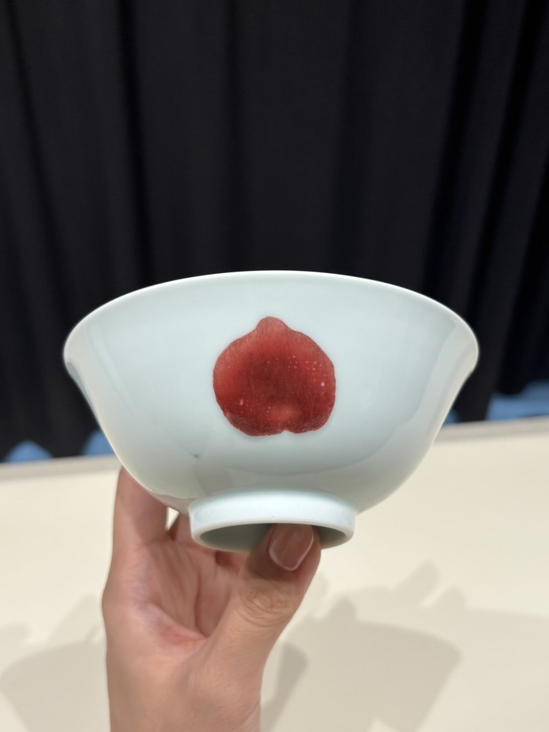 清雍正 釉里红三多纹小碗 - 图6