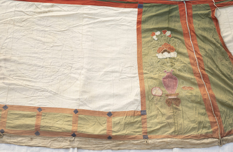 A LARGE APPLIQUÉ COTTON TENT - 图24