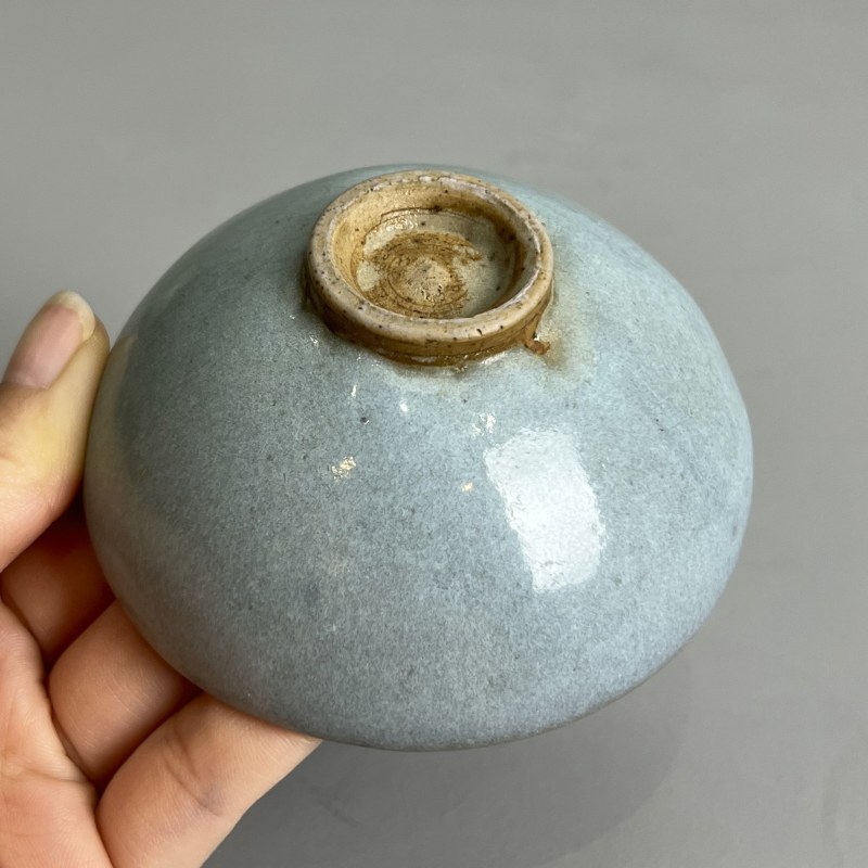 明代 钧窑天蓝釉泡泡盏 - 图14