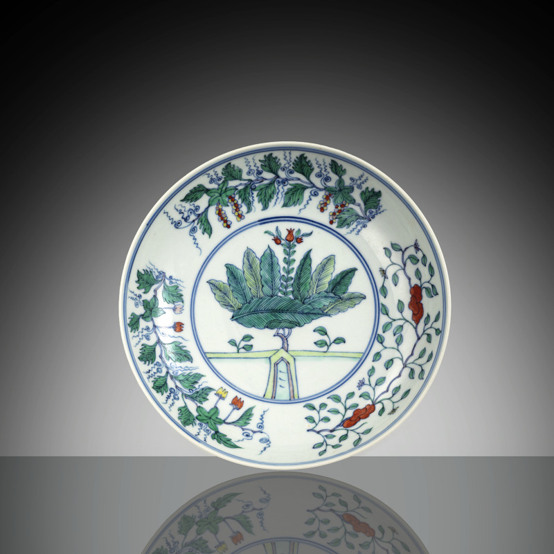 A 'Doucai' plate with flower and leaf decoration