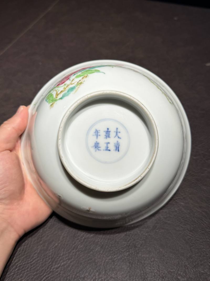 清雍正 粉彩蝶恋花纹碗 - 图11