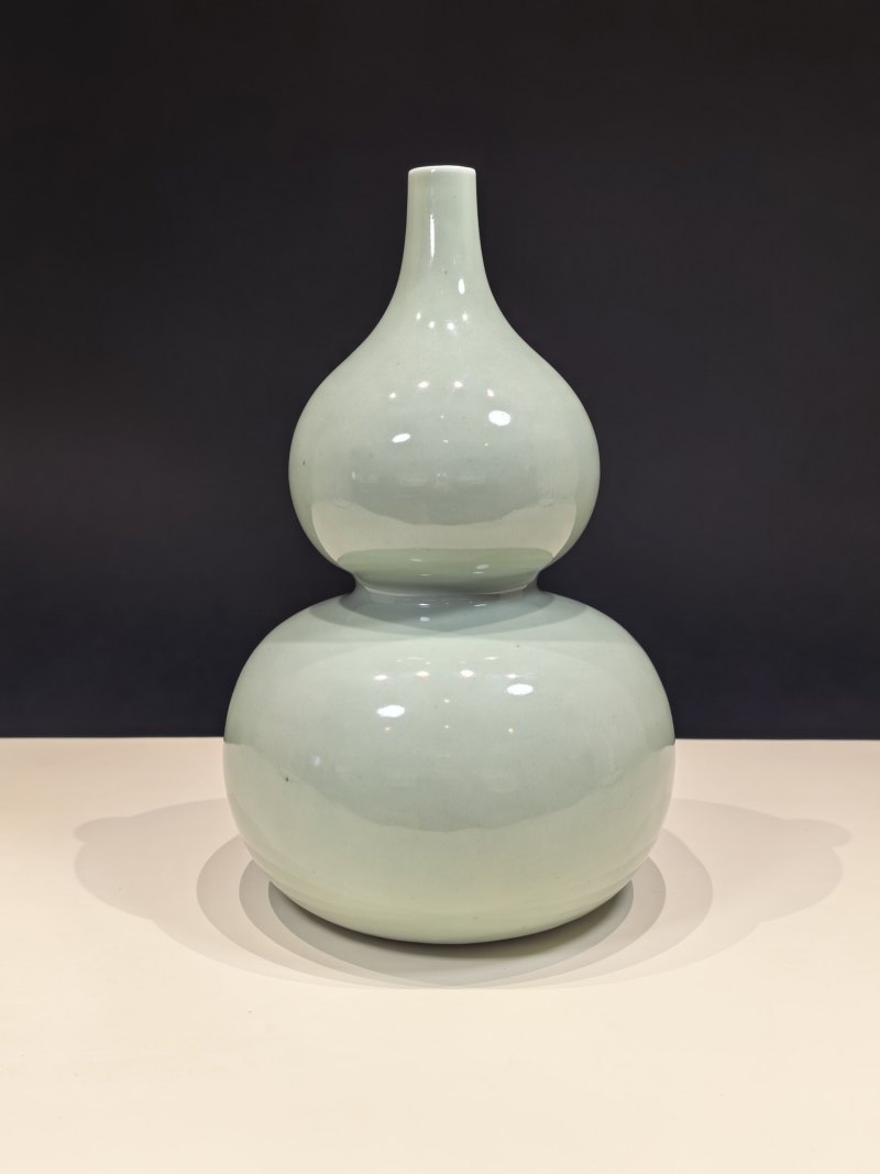 清乾隆 粉青釉葫芦瓶 - 图5