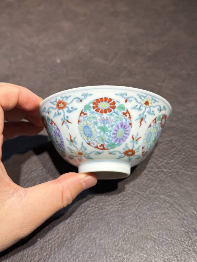 清雍正 斗彩团菊纹碗 - 图15