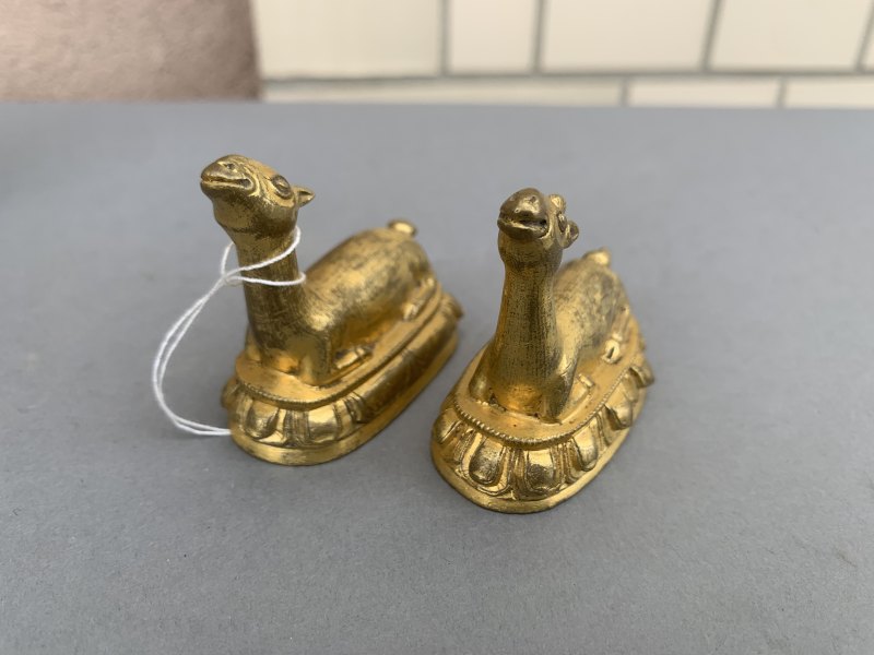 A PAIR OF GILT-BRONZE DEER - 图6