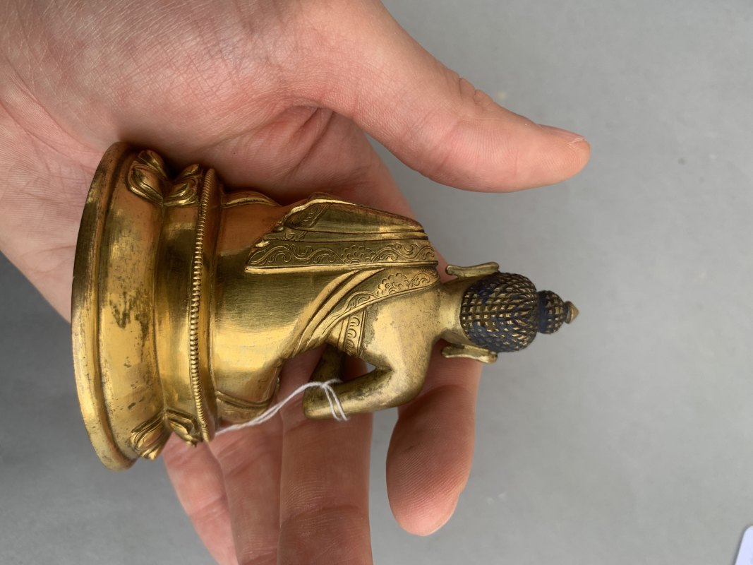 A PART-GILT BRONZE FIGURE OF BUDDHA SHAKYAMUNI - 图8