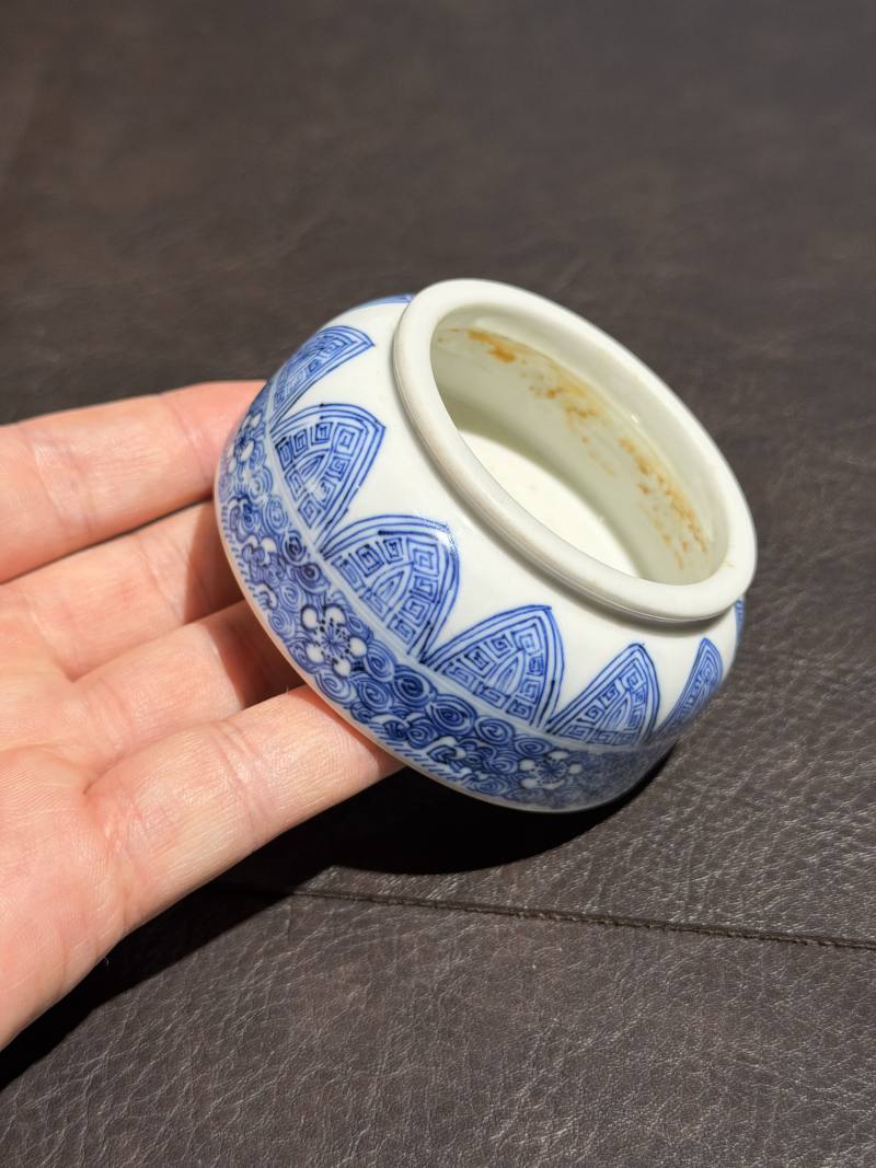 清康熙 青花蝉纹落花流水马蹄水丞 - 图8