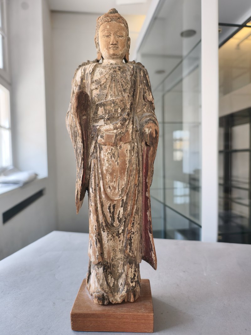 TWO WOOD FIGURES OF BODHISATTVAS - 图6