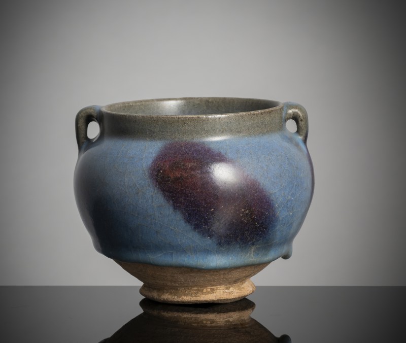 A good Junyao jart with lavender-coloured glaze and purple splashes - 图2