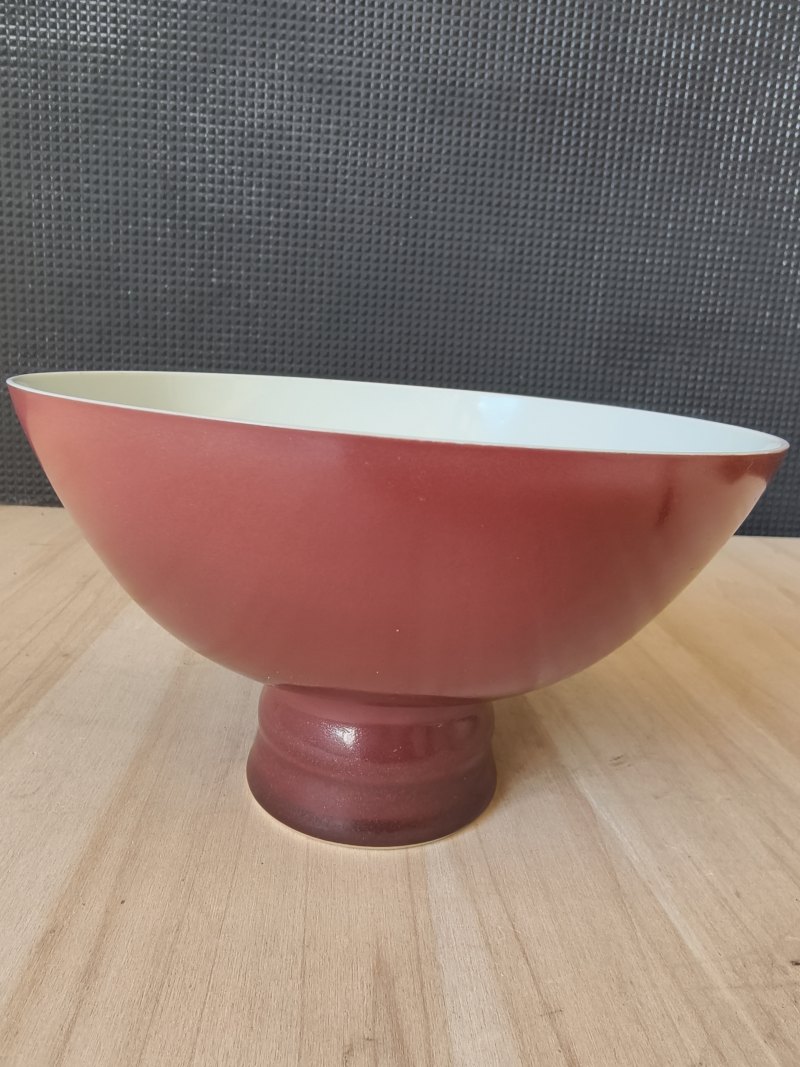 A copper red glazed porcelain 'Stemcup' - 图14