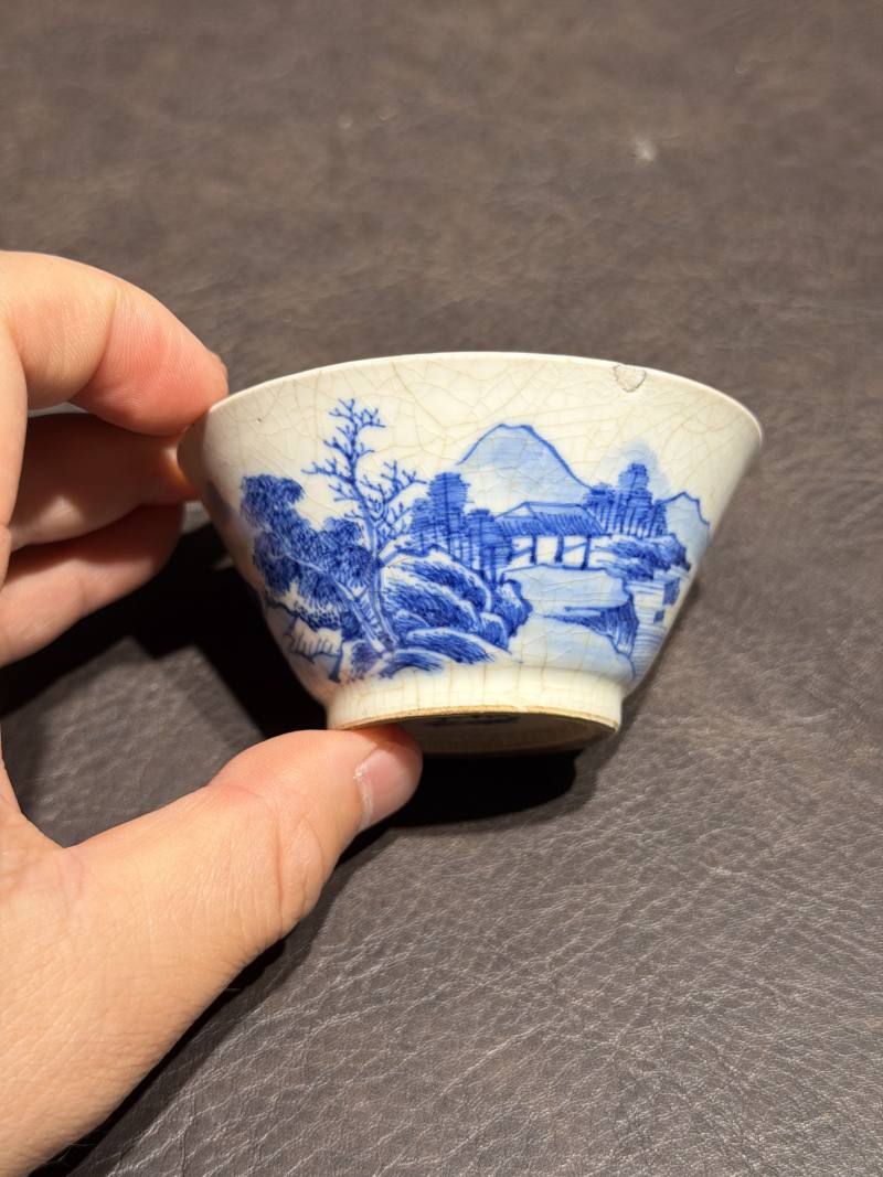 清康熙 青花“鹤鹿同春”若深杯一组三只 - 图40