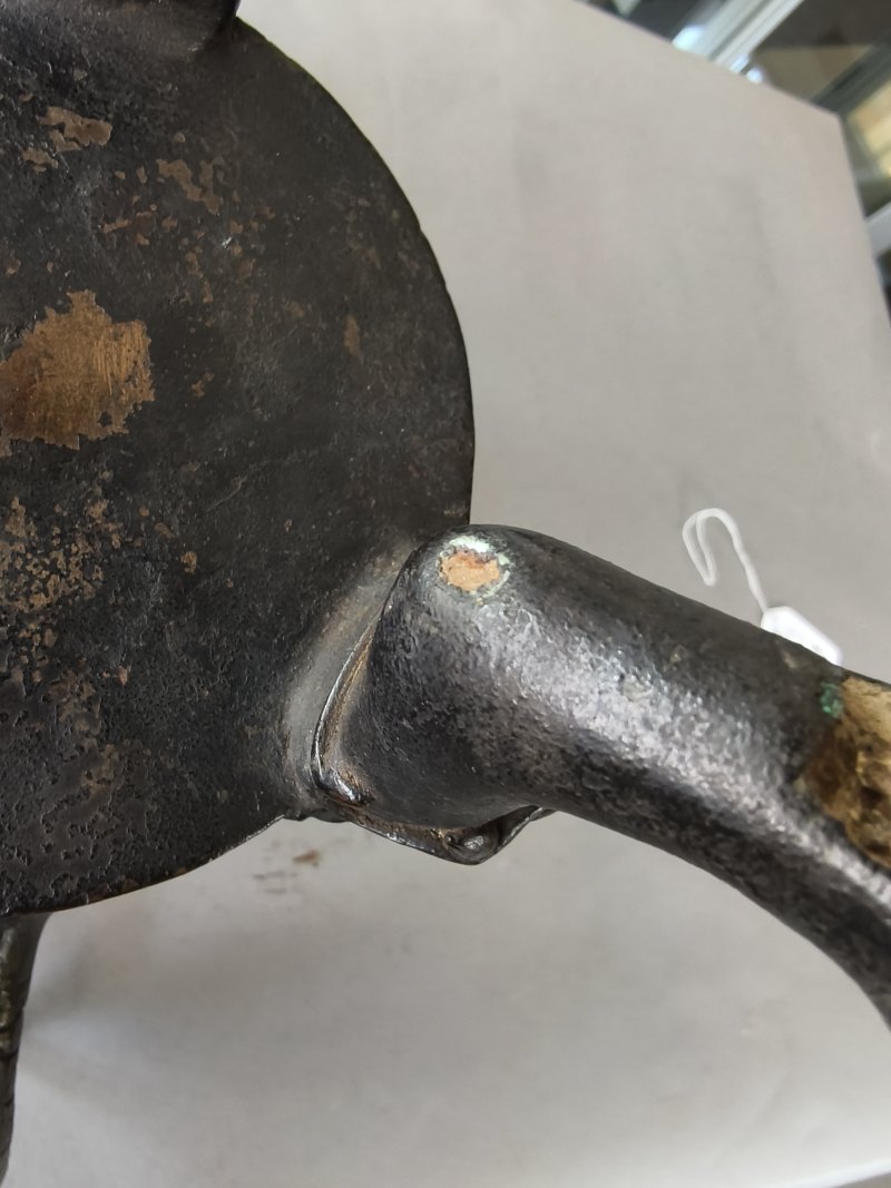 Ann unusual bronze censer on three feet with dragon handles - 图15